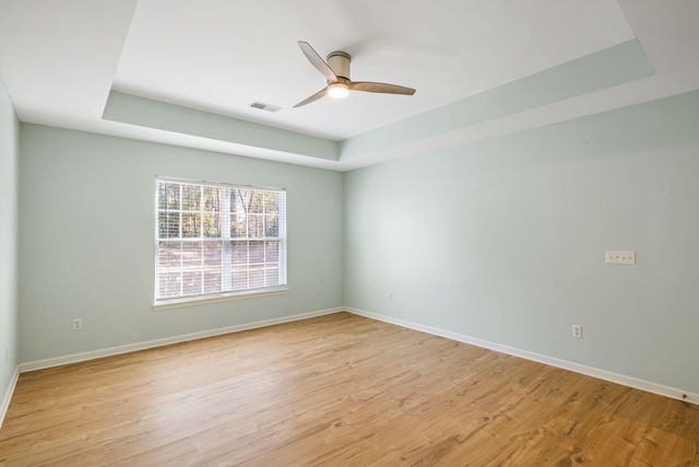 1520 Saint Stephens Way, Hanahan, SC 29410