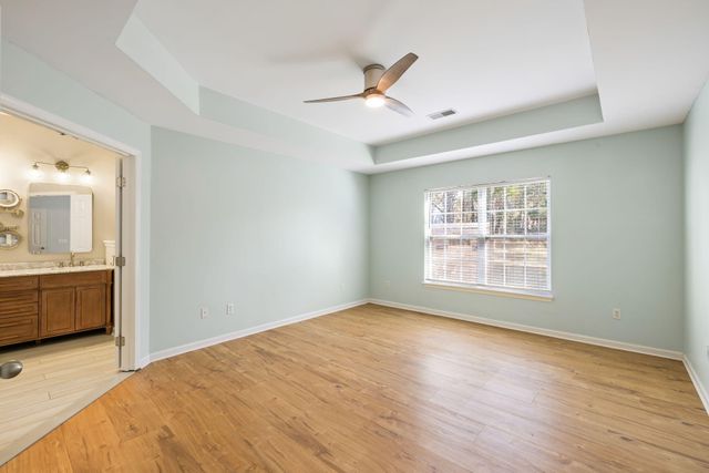 1520 Saint Stephens Way, Hanahan, SC 29410