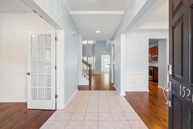 1520 Saint Stephens Way, Hanahan, SC 29410