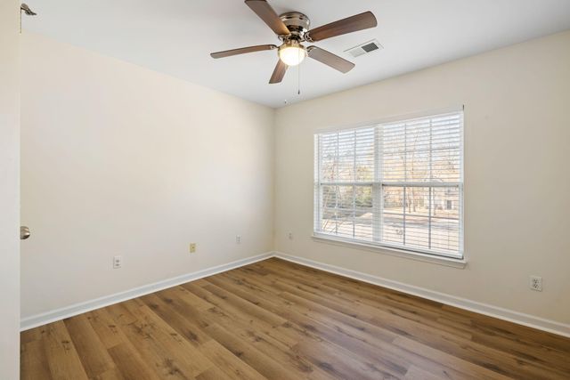 1520 Saint Stephens Way, Hanahan, SC 29410