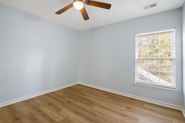 1520 Saint Stephens Way, Hanahan, SC 29410