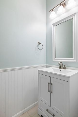 1520 Saint Stephens Way, Hanahan, SC 29410