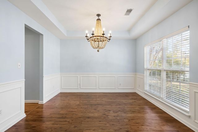 1520 Saint Stephens Way, Hanahan, SC 29410