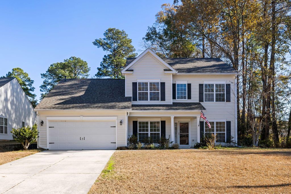 1520 Saint Stephens Way, Hanahan, SC 29410