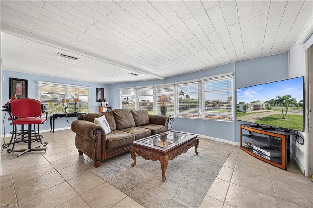 1 Cannes DR, NAPLES, FL 34112 — photo 3