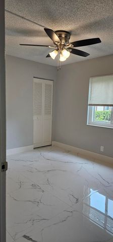 4991 Sable Pine Circle B1, West Palm Beach, FL 33417