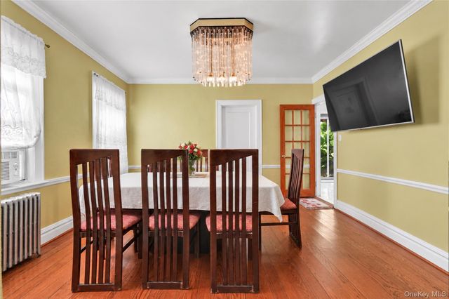 84-42 Charlecote Ridge, Jamaica Estates, NY 11432