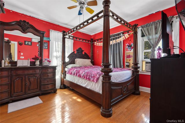 84-42 Charlecote Ridge, Jamaica Estates, NY 11432