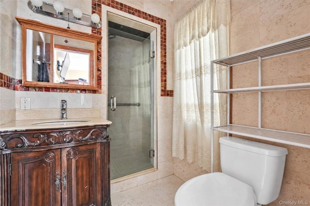 84-42 Charlecote Ridge, Jamaica Estates, NY 11432