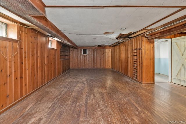 84-42 Charlecote Ridge, Jamaica Estates, NY 11432