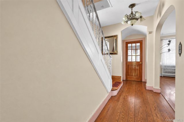 84-42 Charlecote Ridge, Jamaica Estates, NY 11432