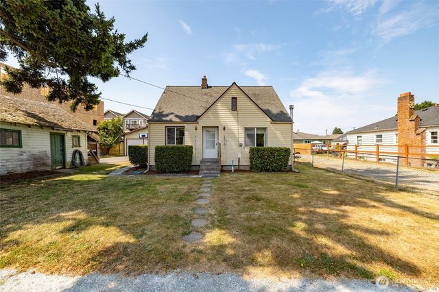 721 S Alder Street, Burlington, WA 98233