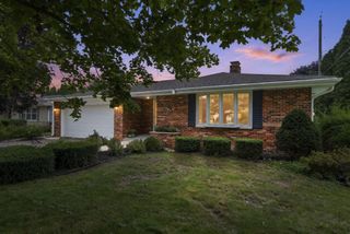 8827 47th AVENUE, Kenosha, WI 53142