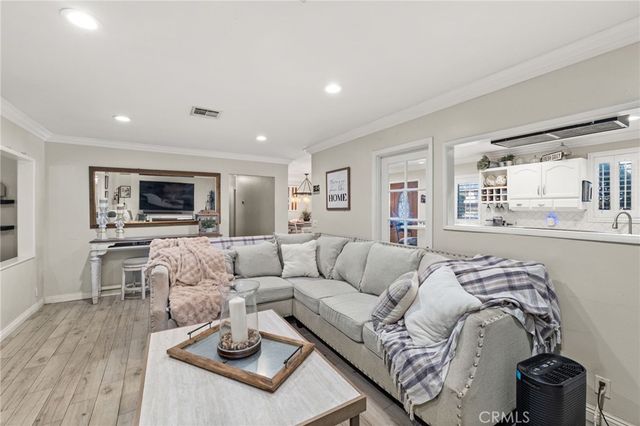 18640 E Mauna Loa, Azusa, CA 91702