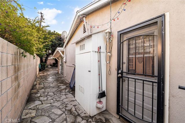 18640 E Mauna Loa, Azusa, CA 91702