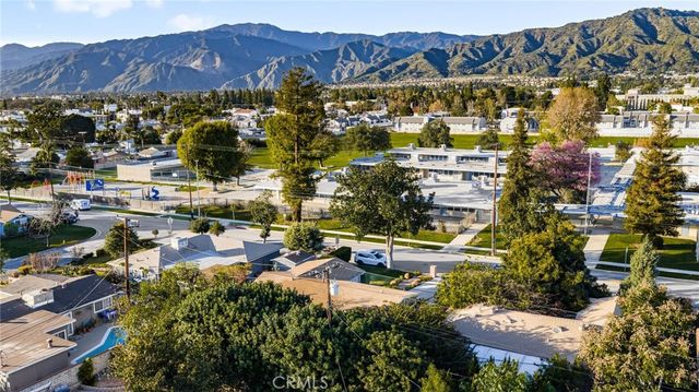 18640 E Mauna Loa, Azusa, CA 91702