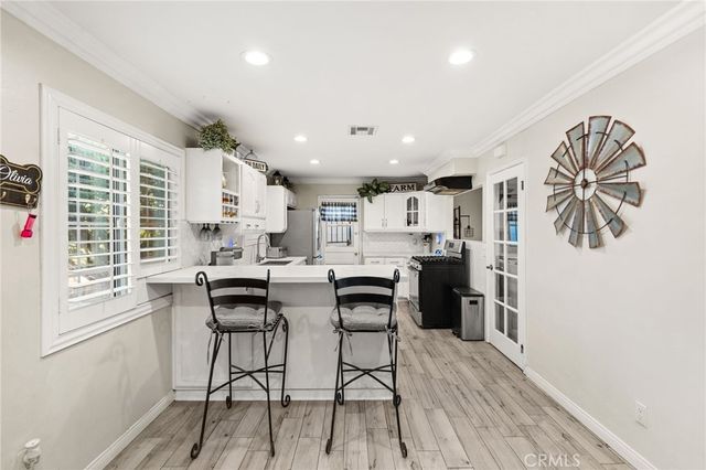 18640 E Mauna Loa, Azusa, CA 91702