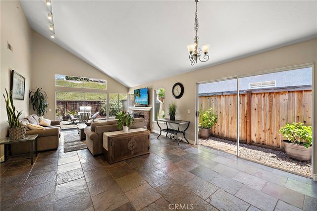 2140 Via Teca, San Clemente, CA 92673