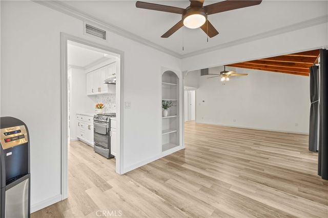 7710 Shoup, West Hills, CA 91304