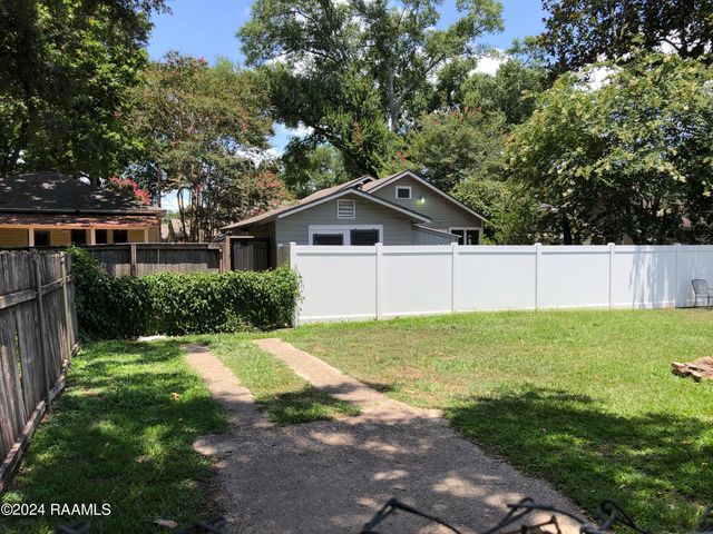 1326 W University Avenue, Lafayette, LA 70506