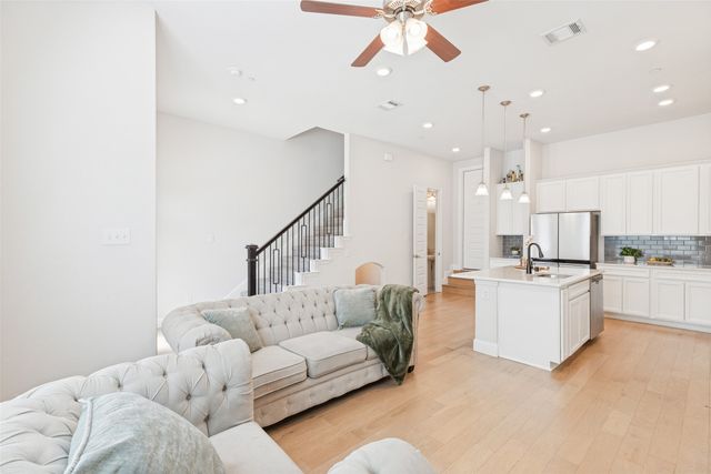 2917 Troutt Drive, Carrollton, TX 75010