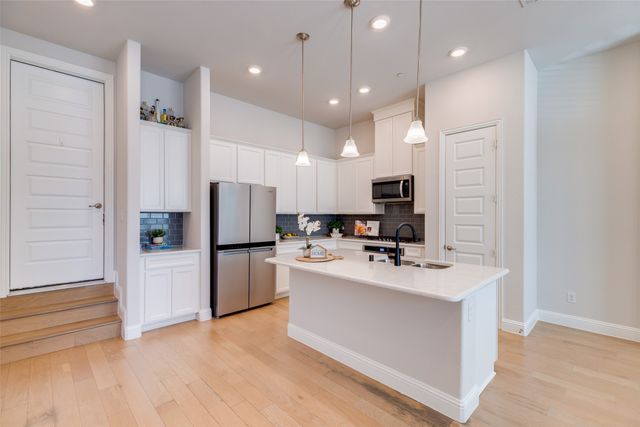 2917 Troutt Drive, Carrollton, TX 75010
