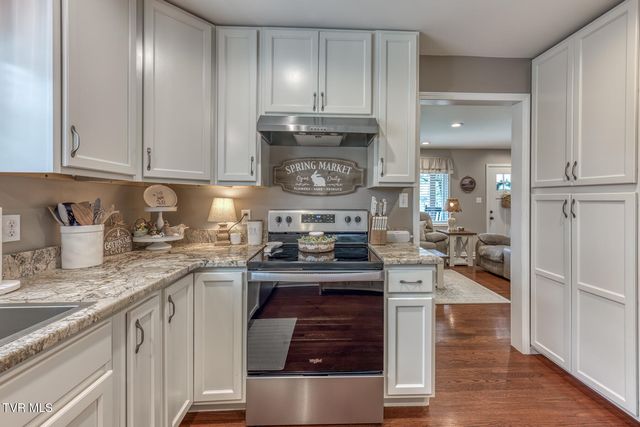 105 Eastern Star Road, Jonesborough, TN 37659