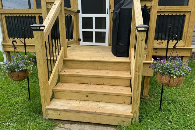 105 Eastern Star Road, Jonesborough, TN 37659