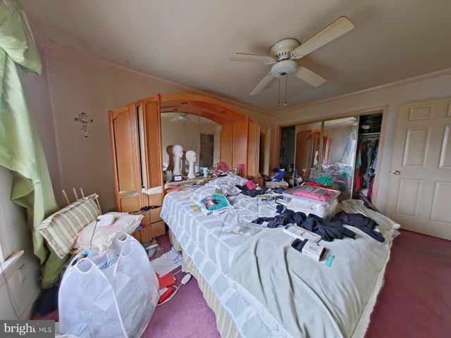 7402 DICKS AVE, Philadelphia, PA 19153