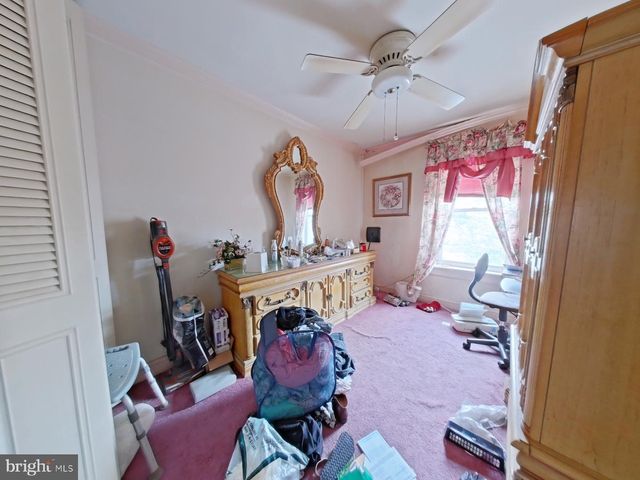 7402 DICKS AVE, Philadelphia, PA 19153