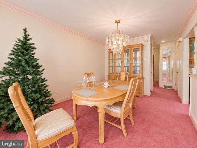 7402 DICKS AVE, Philadelphia, PA 19153