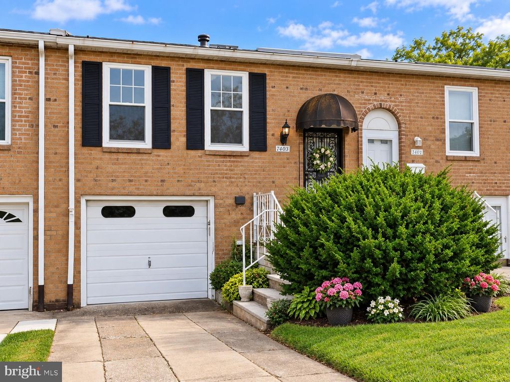 7402 DICKS AVE, Philadelphia, PA 19153 — exterior