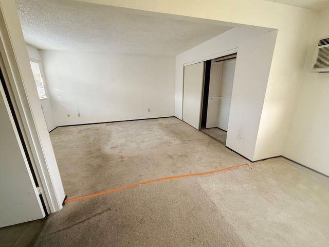 7637 Nixos Way, Sacramento, CA 95823