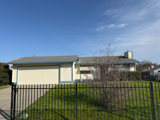 7637 Nixos Way, Sacramento, CA 95823