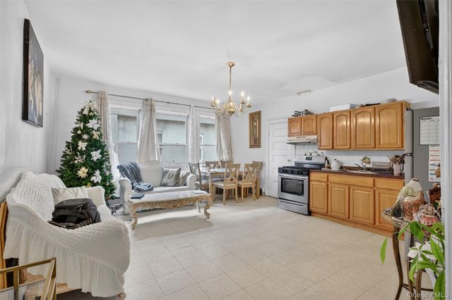 57-59 Waring Place, Yonkers, NY 10703