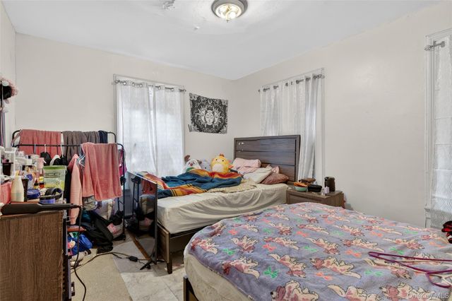 57-59 Waring Place, Yonkers, NY 10703