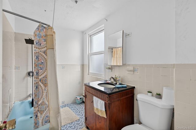 57-59 Waring Place, Yonkers, NY 10703