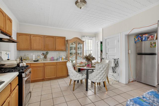 57-59 Waring Place, Yonkers, NY 10703