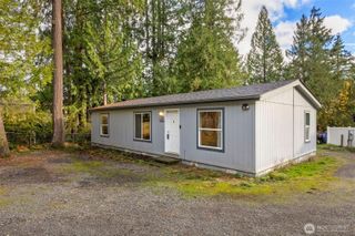 110 E Huckleberry Drive, Grapeview, WA 98546