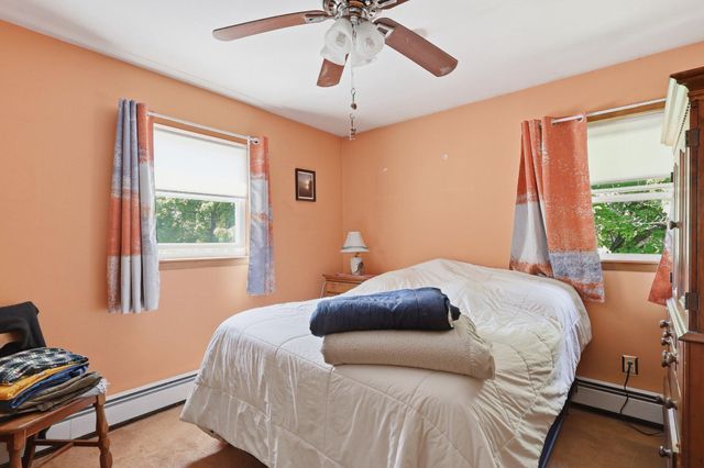 34 HOLLOW HORN RD, Erwinna, PA 18920
