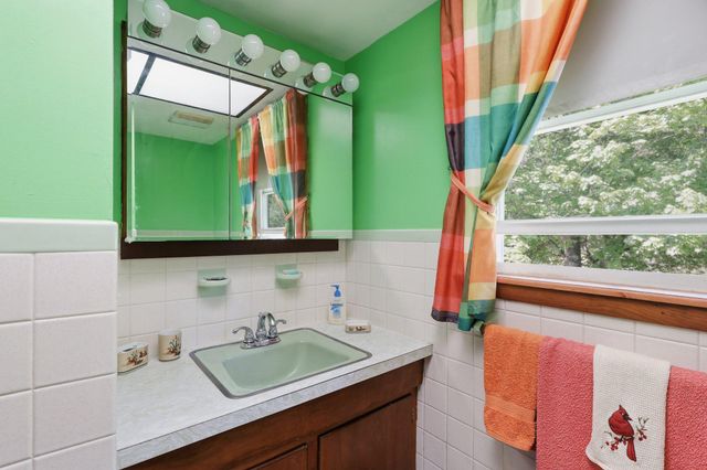 34 HOLLOW HORN RD, Erwinna, PA 18920