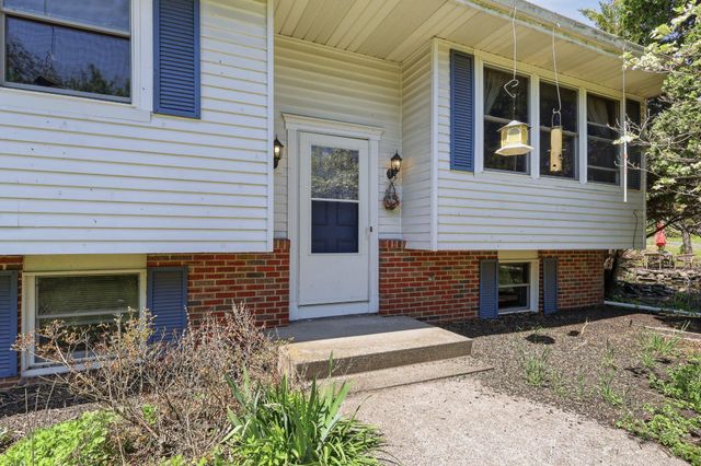 34 HOLLOW HORN RD, Erwinna, PA 18920