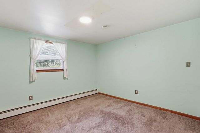 34 HOLLOW HORN RD, Erwinna, PA 18920