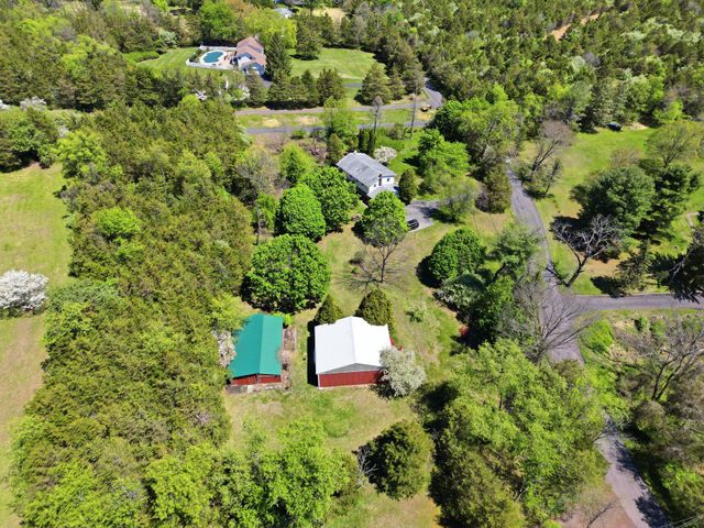 34 HOLLOW HORN RD, Erwinna, PA 18920