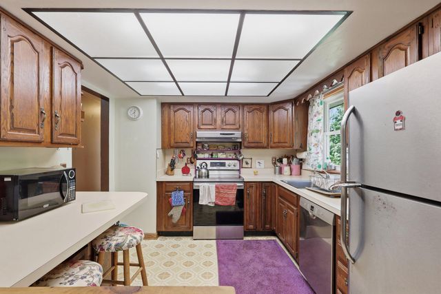 34 HOLLOW HORN RD, Erwinna, PA 18920