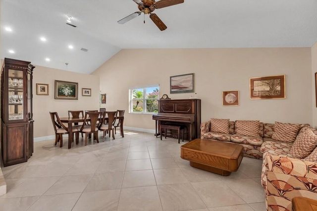 895 NW 110th Lane, Coral Springs, FL 33071