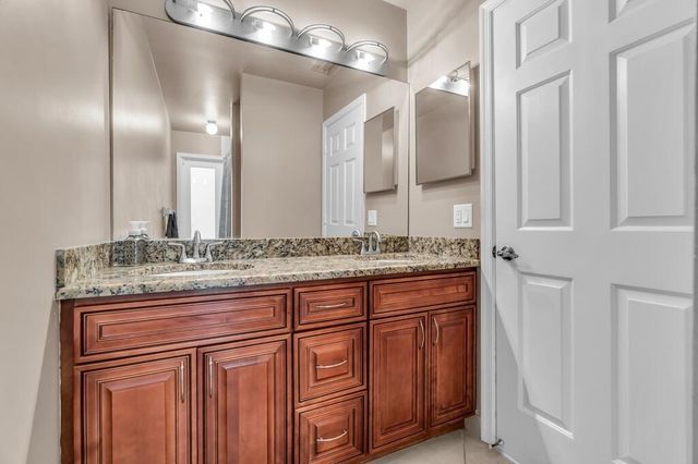 895 NW 110th Lane, Coral Springs, FL 33071