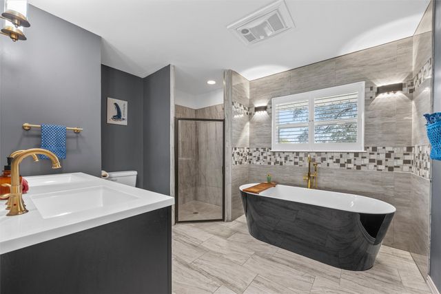 2717 Wooded Acres Drive, Waco, TX 76710