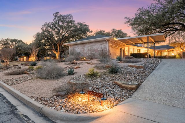 2717 Wooded Acres Drive, Waco, TX 76710