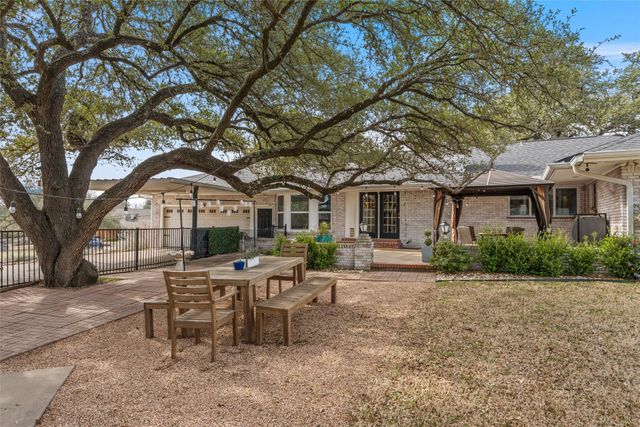 2717 Wooded Acres Drive, Waco, TX 76710